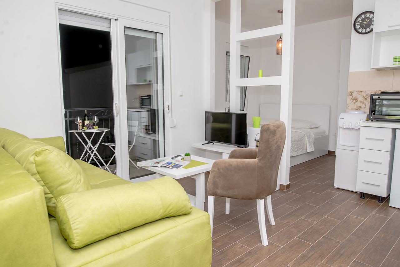 Apartments Tina Utjeha Exteriör bild